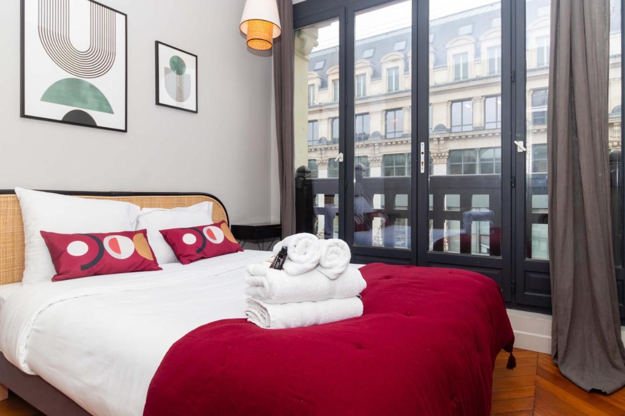Apartment Center Of Paris By Studio Prestige Exterior foto